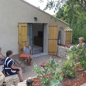 https://studio-campagne-aix-en-provence.fr-provencehotel.com